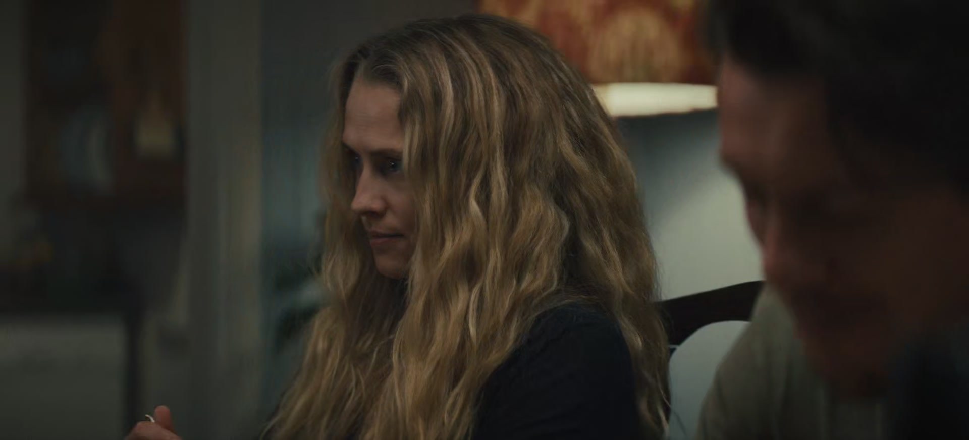 adoringteresap_thelastanniversary_1x04_caps_0939.jpg