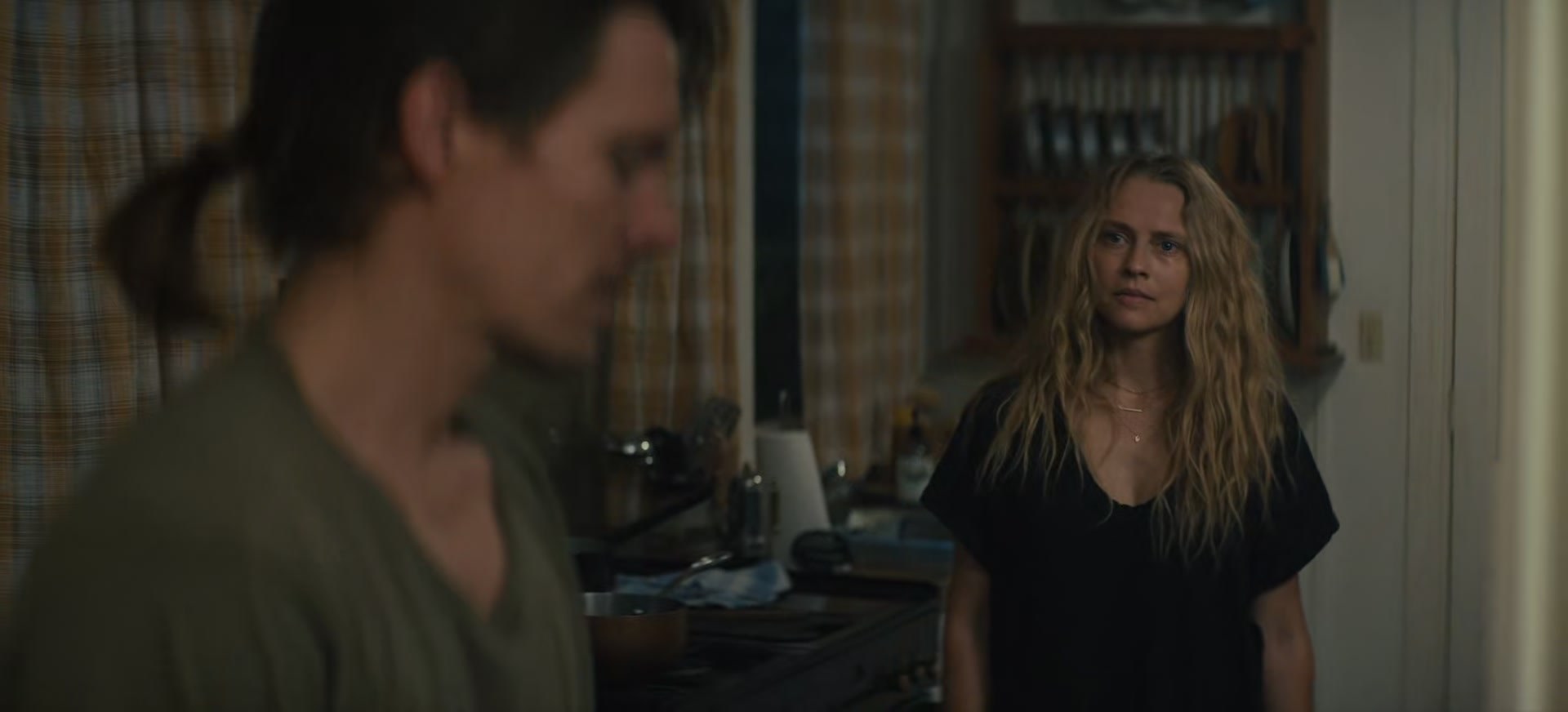 adoringteresap_thelastanniversary_1x04_caps_1106.jpg