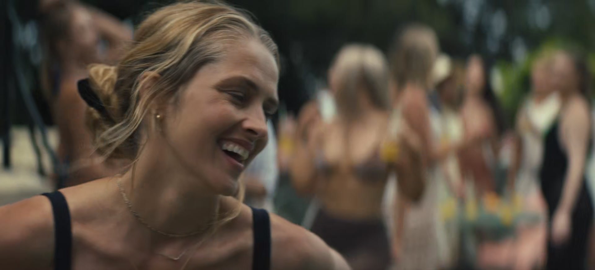 adoringteresap_thelastanniversary_1x04_caps_1495.jpg