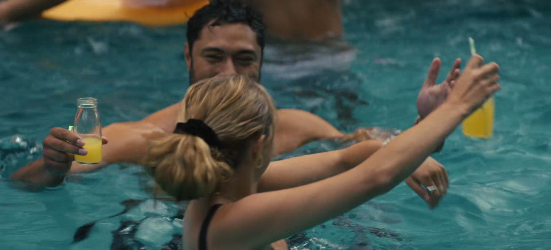 adoringteresap_thelastanniversary_1x04_caps_1541.jpg adoringteresap_thelastanniversary_1x04_caps_1541.jpg