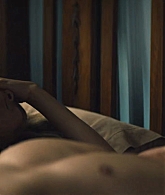 adoringteresap_thelastanniversary_1x04_caps_0252.jpg