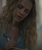 adoringteresap_thelastanniversary_1x04_caps_0419.jpg