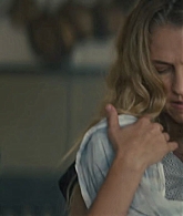 adoringteresap_thelastanniversary_1x04_caps_0664.jpg