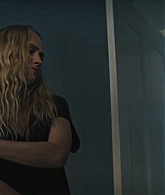 adoringteresap_thelastanniversary_1x04_caps_0762.jpg