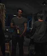 adoringteresap_thelastanniversary_1x04_caps_0794.jpg