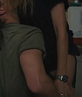 adoringteresap_thelastanniversary_1x04_caps_1007.jpg