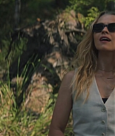 adoringteresap_thelastanniversary_1x04_caps_1297.jpg