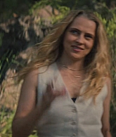 adoringteresap_thelastanniversary_1x04_caps_1327.jpg