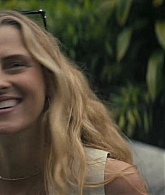 adoringteresap_thelastanniversary_1x04_caps_1412.jpg
