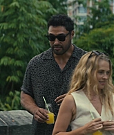 adoringteresap_thelastanniversary_1x04_caps_1423.jpg