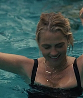 adoringteresap_thelastanniversary_1x04_caps_1540.jpg