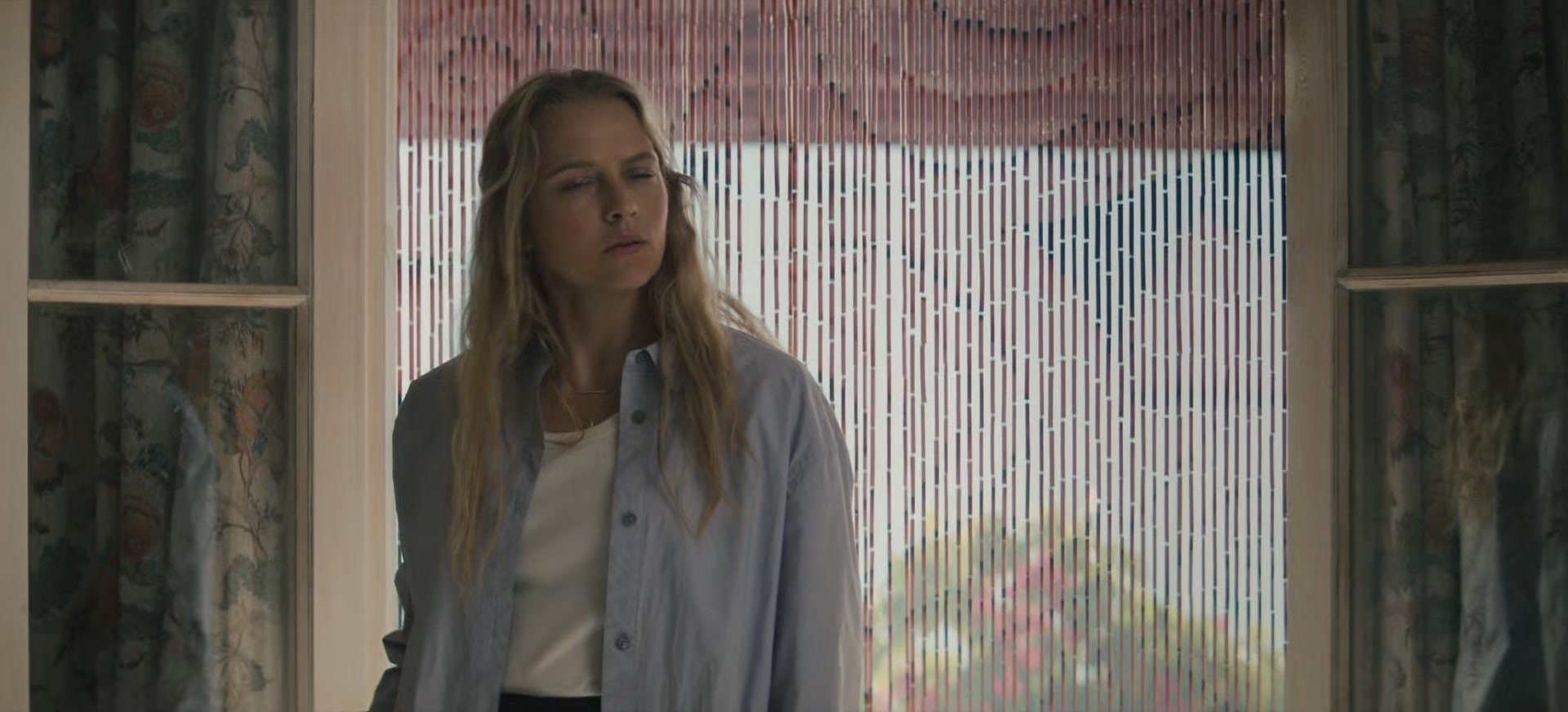 adoringteresap_thelastanniversary_1x05_caps_0110.jpg