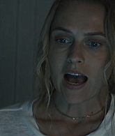 adoringteresap_thelastanniversary_1x05_caps_0034.jpg