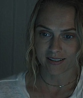 adoringteresap_thelastanniversary_1x05_caps_0036.jpg
