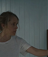 adoringteresap_thelastanniversary_1x05_caps_0164.jpg