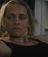 adoringteresap_thelastanniversary_1x05_caps_0192.jpg