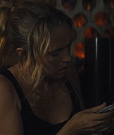 adoringteresap_thelastanniversary_1x05_caps_0311.jpg