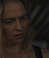 adoringteresap_thelastanniversary_1x05_caps_0320.jpg