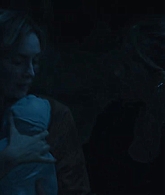 adoringteresap_thelastanniversary_1x05_caps_0349.jpg