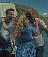 adoringteresap_thelastanniversary_1x06_caps_0085.jpg
