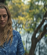 adoringteresap_thelastanniversary_1x06_caps_0101.jpg