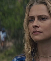 adoringteresap_thelastanniversary_1x06_caps_0147.jpg