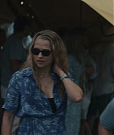 adoringteresap_thelastanniversary_1x06_caps_0258.jpg