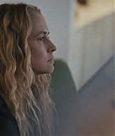 adoringteresap_thelastanniversary_1x06_caps_0298.jpg