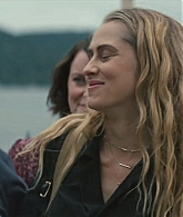 adoringteresap_thelastanniversary_1x06_caps_0360.jpg