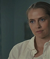 adoringteresap_thelastanniversary_1x06_caps_0379.jpg
