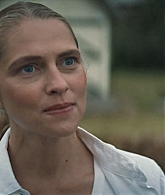 adoringteresap_thelastanniversary_1x06_caps_0433.jpg
